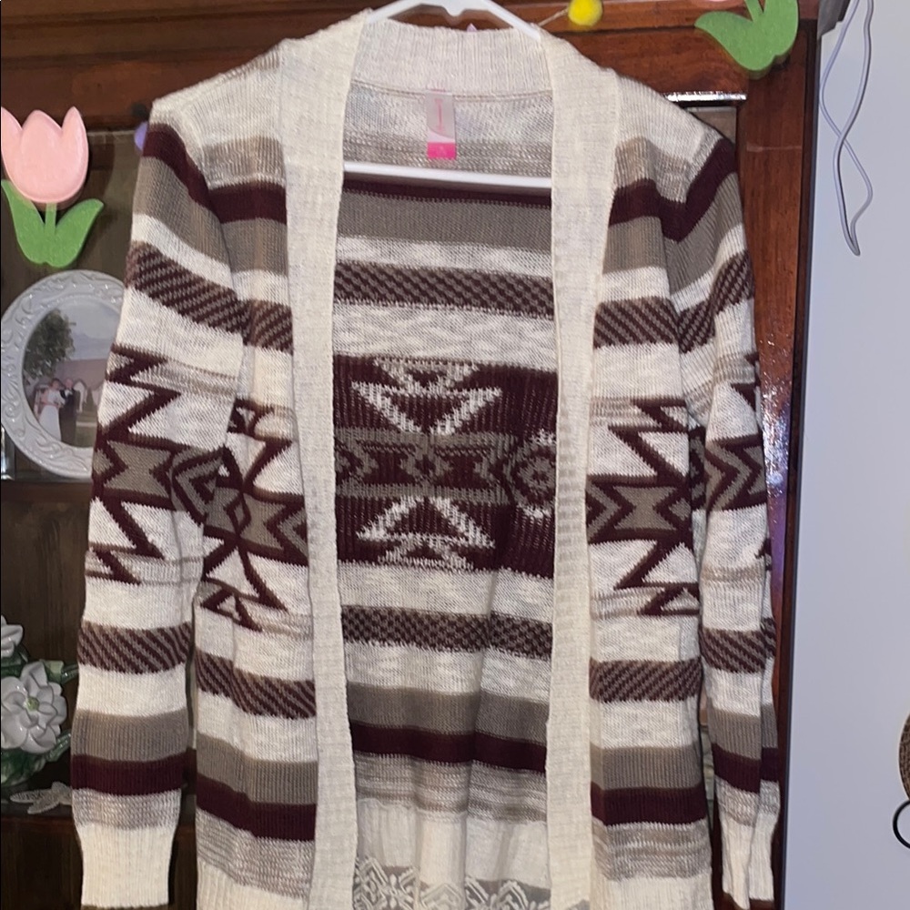 Women's Patterned Cardigan Sweater